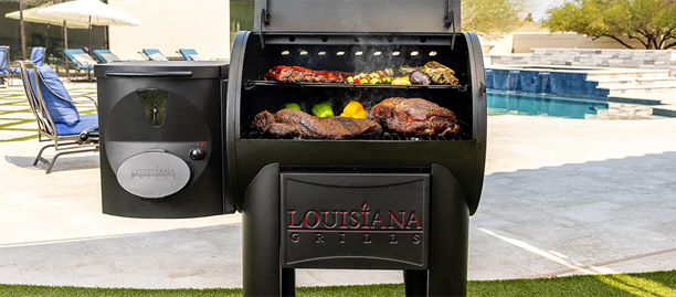 Cuissons avec capot ouvert dans le barbecue pellets Premier 800 Founders Louisiana Grills