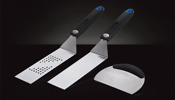 3 ustensiles en inox pour plancha sur barbecue Napoleon