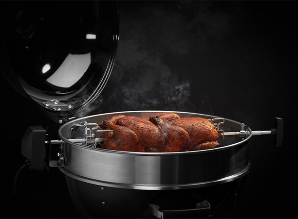 Poulet sur la rôtissoire pour barbecue Kettle PRO 47/57 cm Napoléon