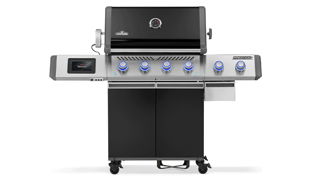 Barbecue gaz Napoléon Prestige PRO 500 noir connecté