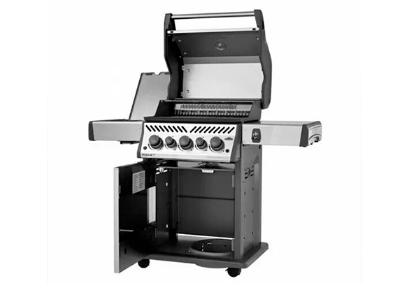 Barbecue Rogue SE 425 noir ouvert