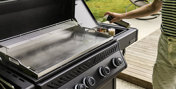 Entretien de la plancha gaz Rogue PRO Phantom Sizzle Zone Napoléon