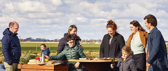 La convivialité autour du brasero OFYR rond