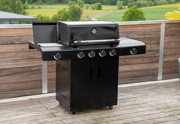 Barbecue gaz Outdoorchef Heat-C 435 RB sur un balcon