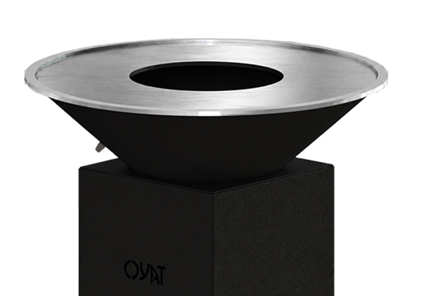 Zoom sur la plaque de cuisson en acier carbone et inox du brasero Origine 88 noir Oyat