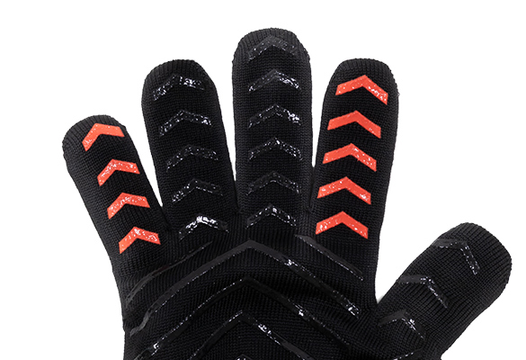 zoom sur les gants thermo fiber the bastard