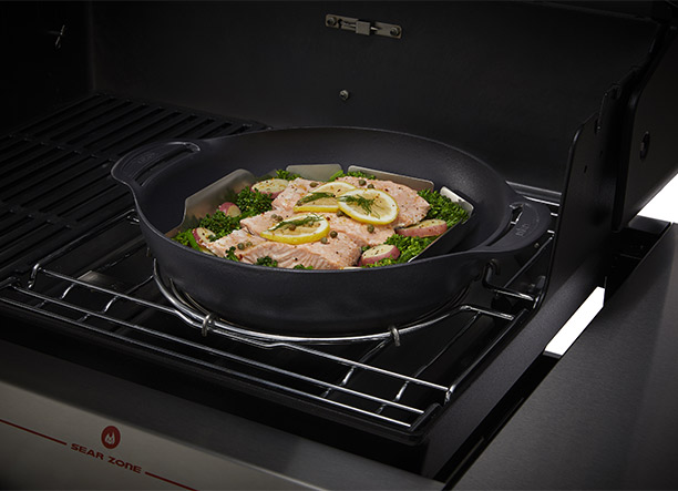 Cuisson vapeur de poisson au wok Weber