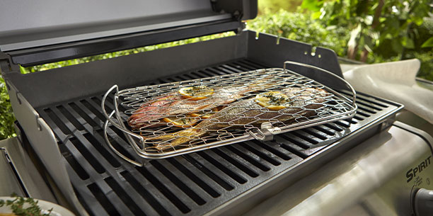 Grand panier à poisson Weber pour barbecue charbon ø57 cm ou barbecue gaz