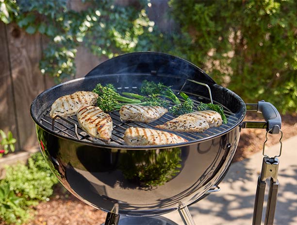 Original Kettle 47 cm Weber en fonctionnement