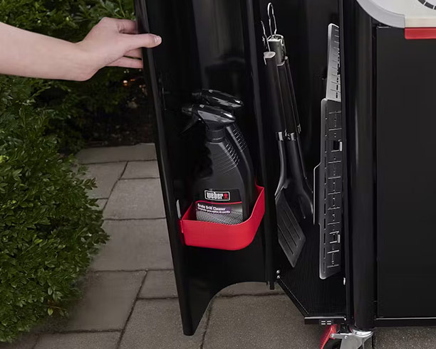 Espace de rangement pour barbecue gaz Genesis SP-435 Weber