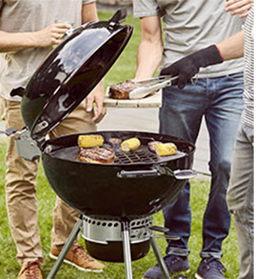 Barbecue charbon Weber en situation