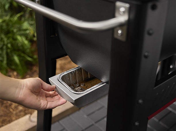 Entretien du barbecue pellets Weber Smoque